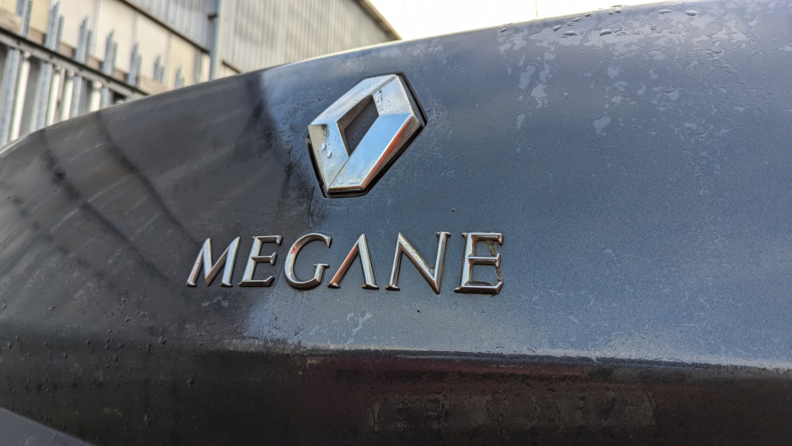 Scrapyard Gem: 2007 Renault Mégane Coupé Cabriolet Scrapyard Gem: 2007 Renault Mégane Coupé Cabriolet